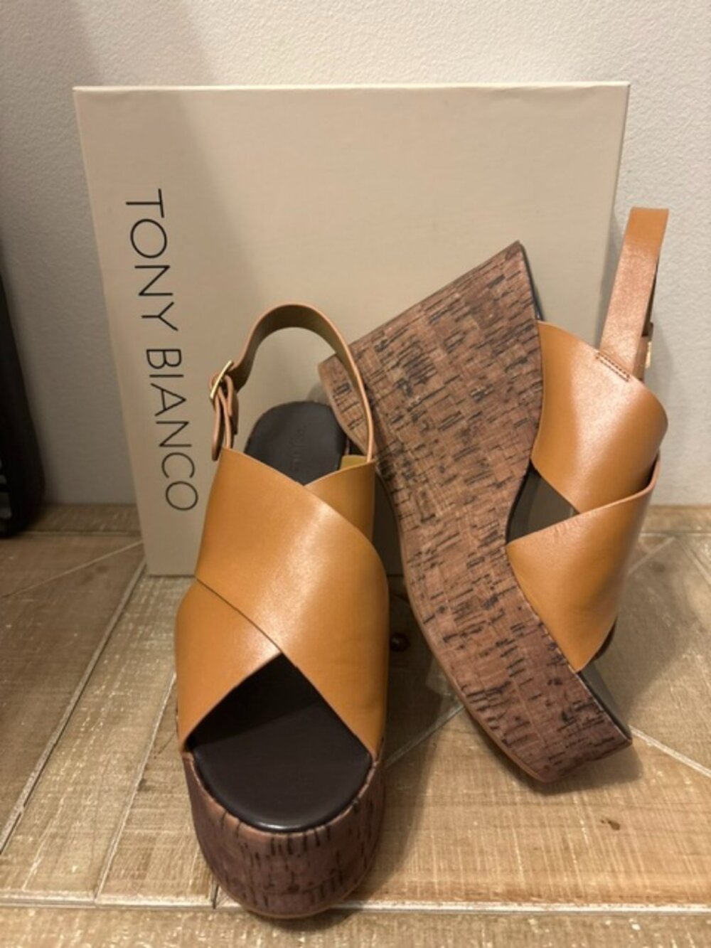 NEW Tony Bianco Vogue Leather Platform Wedge Sandals Size 9 or 10 Strappy Heel
